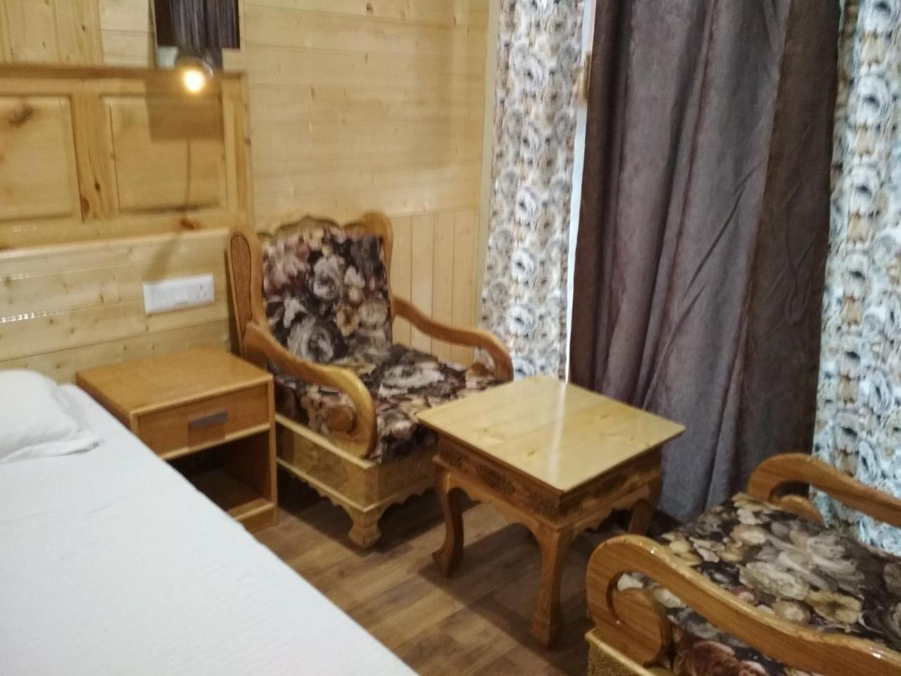Adu'S Eternal Comfort 列城 外观 照片